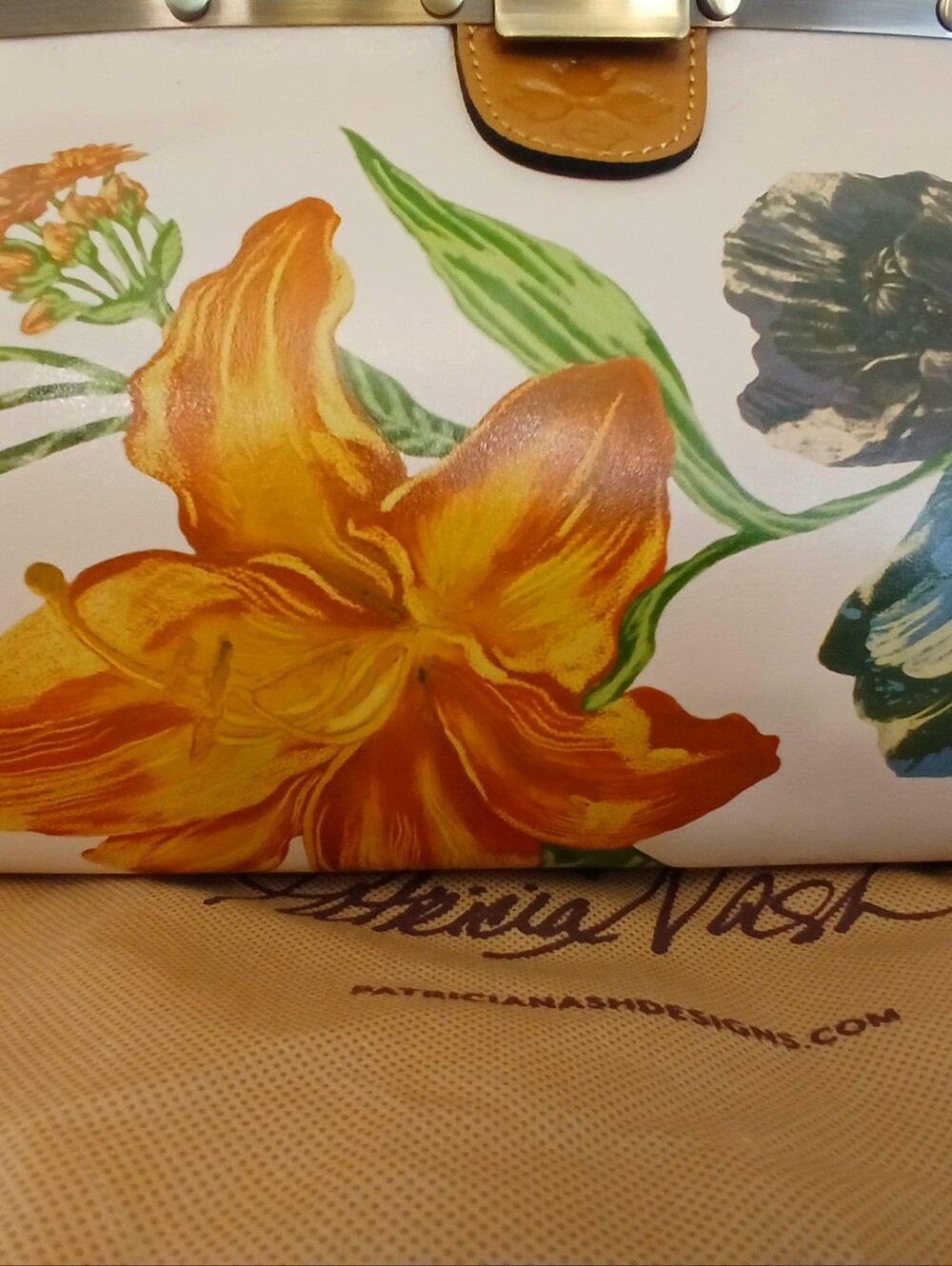 Patricia Nash Parisian Floral Spot Print Ferrara NWT - Picture 5 of 5
